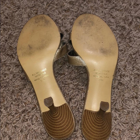 Parallel low heels - Picture 2 of 3